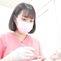 歯科衛生士　佐藤